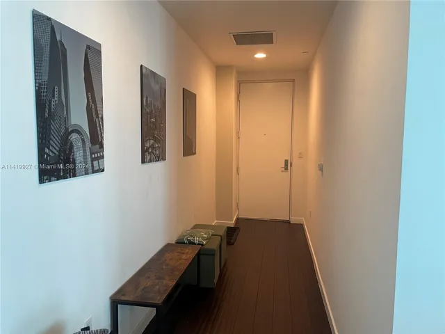 $685,000 | 55 Southeast 6th Street, Unit PH4307, Miami, FL 33131