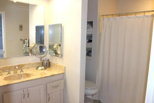 $399,000 | 4725 Craig Avenue, Metairie, LA 70003