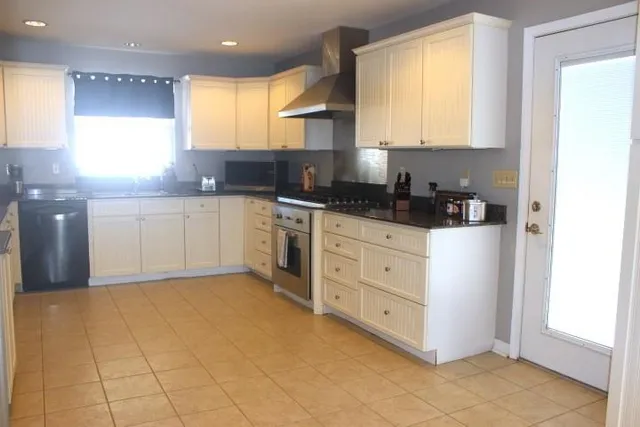 $399,000 | 4725 Craig Avenue, Metairie, LA 70003