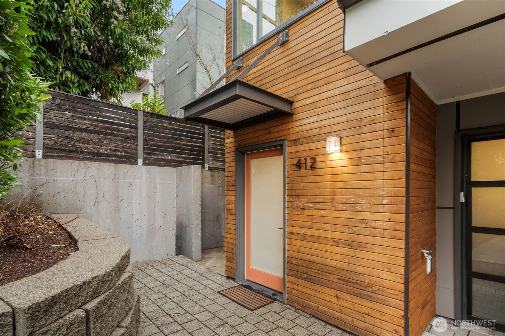 412 West Fulton Street Seattle, WA 98119 - Photo 2 of 26