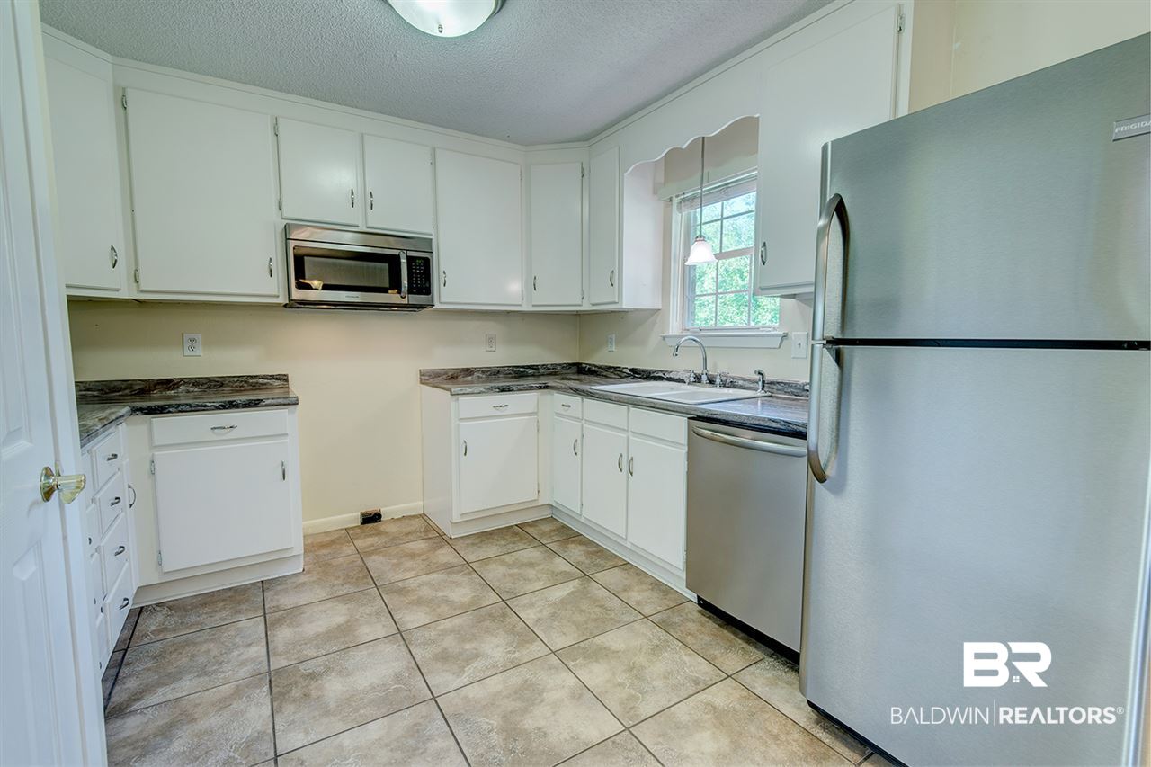 14859 County Road 3 Fairhope, AL 36532 - Photo 12 of 32