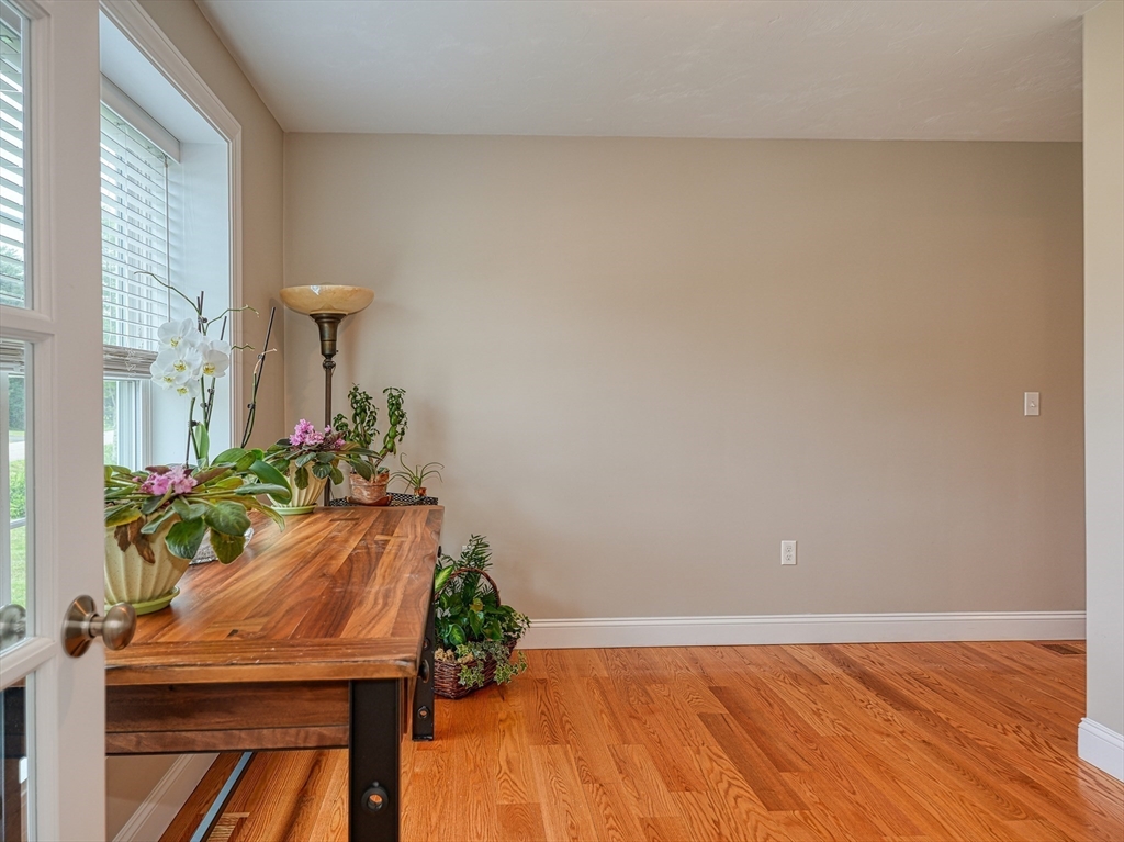 32 Turner Farm Road Uxbridge, MA 01569 - Photo 13 of 42 Gallery Image 13