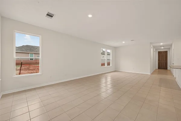 $1,950 | 814 Mustang Rdg Terrace, Magnolia, TX 77354