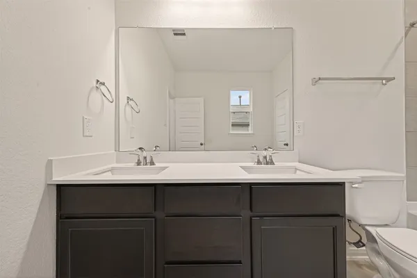 $1,950 | 814 Mustang Rdg Terrace, Magnolia, TX 77354