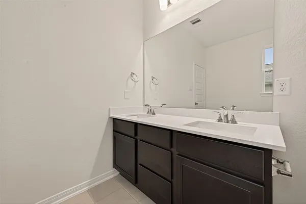 $1,950 | 814 Mustang Rdg Terrace, Magnolia, TX 77354