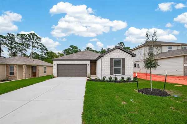 $1,950 | 814 Mustang Rdg Terrace, Magnolia, TX 77354