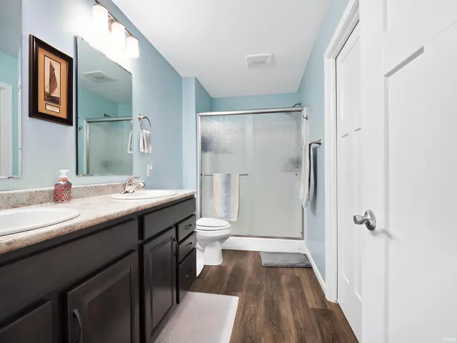 $364,900 | 10801 Fenton Cove, Roanoke, IN 46783