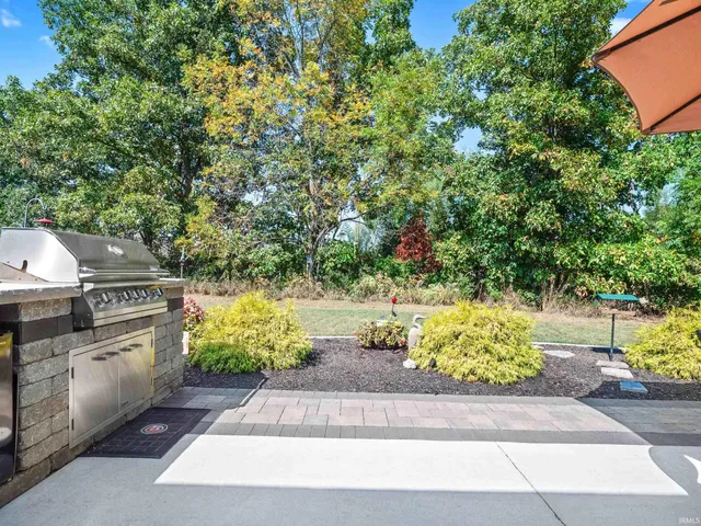 $364,900 | 10801 Fenton Cove, Roanoke, IN 46783