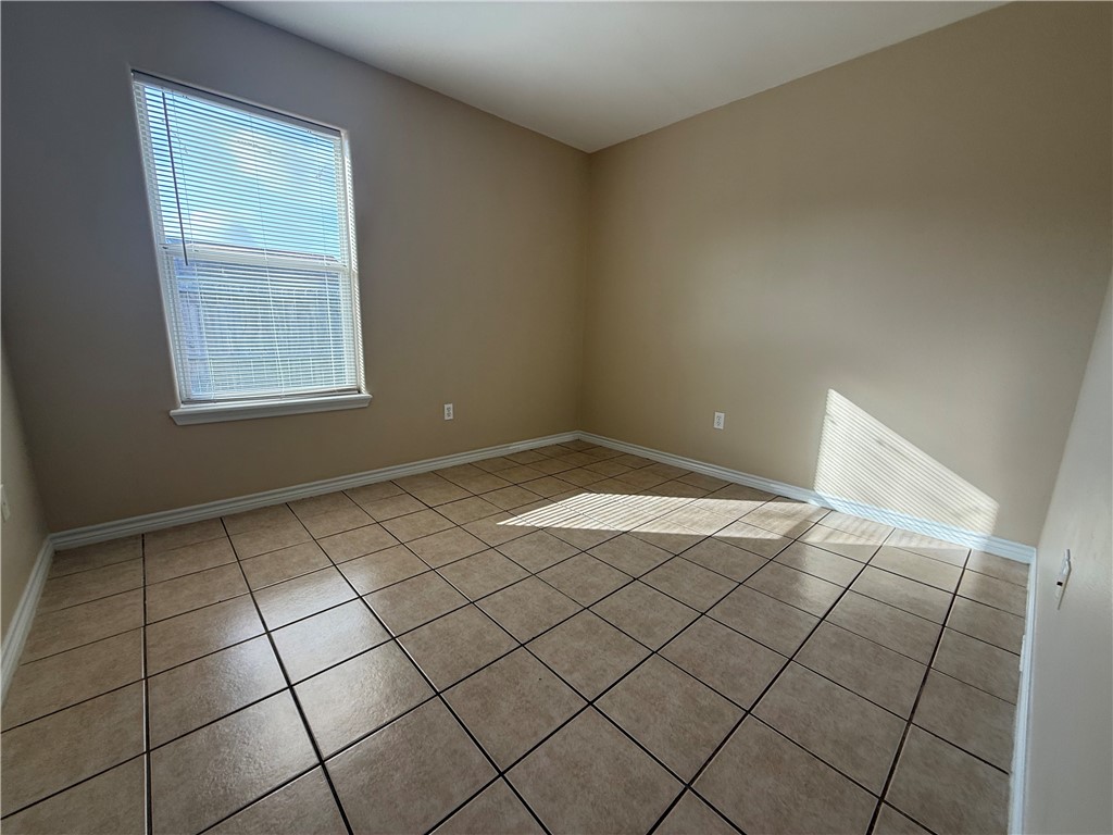 622 Webb Street Corpus Christi, TX 78418 - Photo 16 of 17