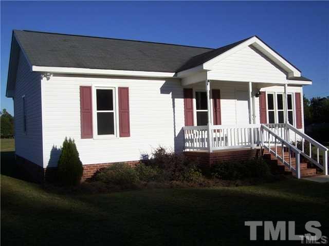 591 Smith Road Smithfield, NC 27577 - Photo 2 of 8 Gallery Image 2