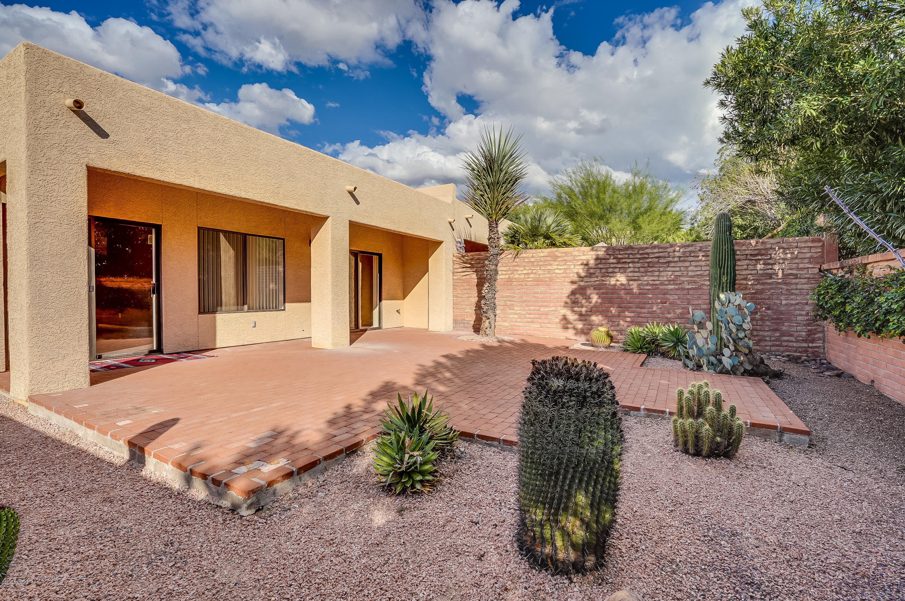 60 Silverado Oro Valley, AZ 85737 - Photo 49 of 50