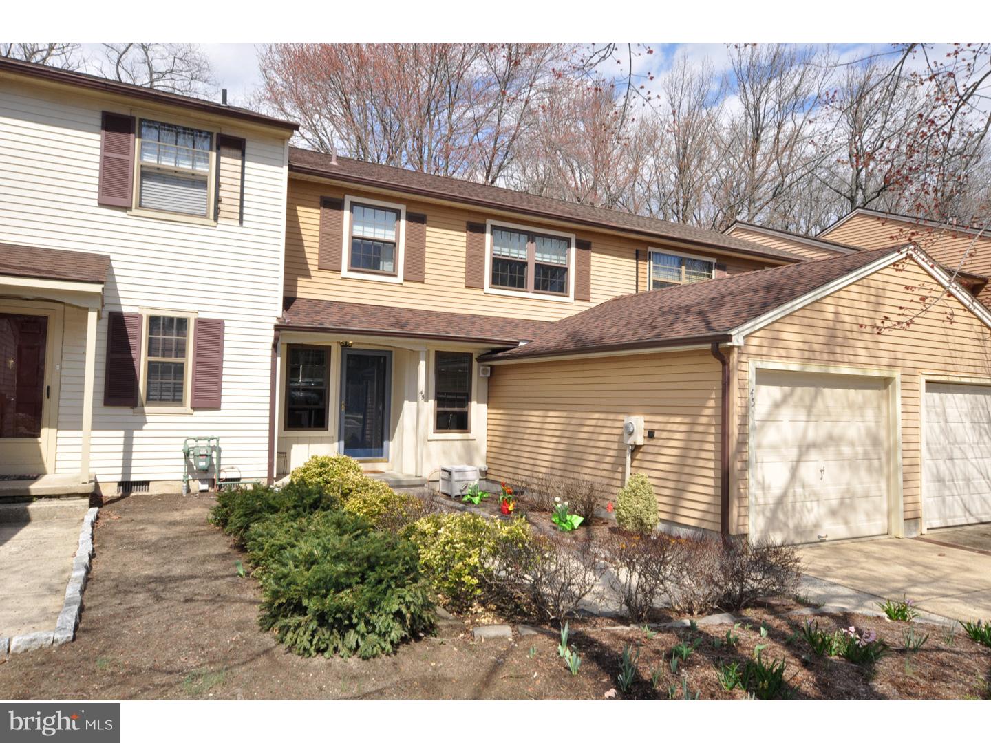 45 Farnwood Road Mount Laurel, NJ 08054 - Photo 1 of 20