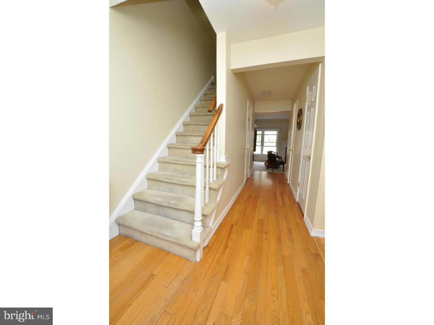 45 Farnwood Road Mount Laurel, NJ 08054 - Photo 3 of 20