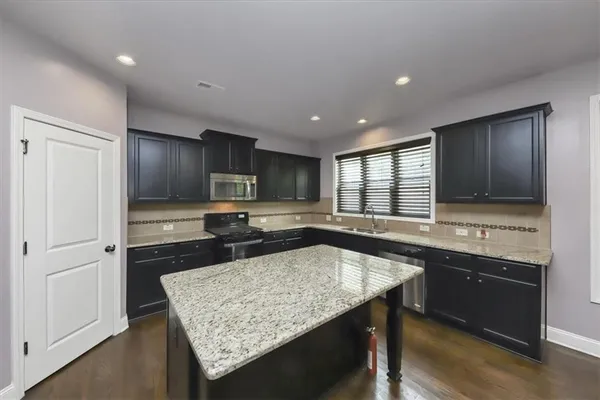 $3,300 | 6059 Cove Park Drive, Buford, GA 30518