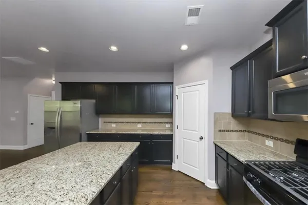 $3,300 | 6059 Cove Park Drive, Buford, GA 30518