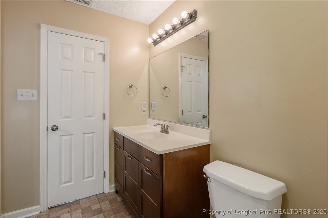 3434 Winesap Road Hope Mills, NC 28348 - Photo 8 of 13 Gallery Image 8