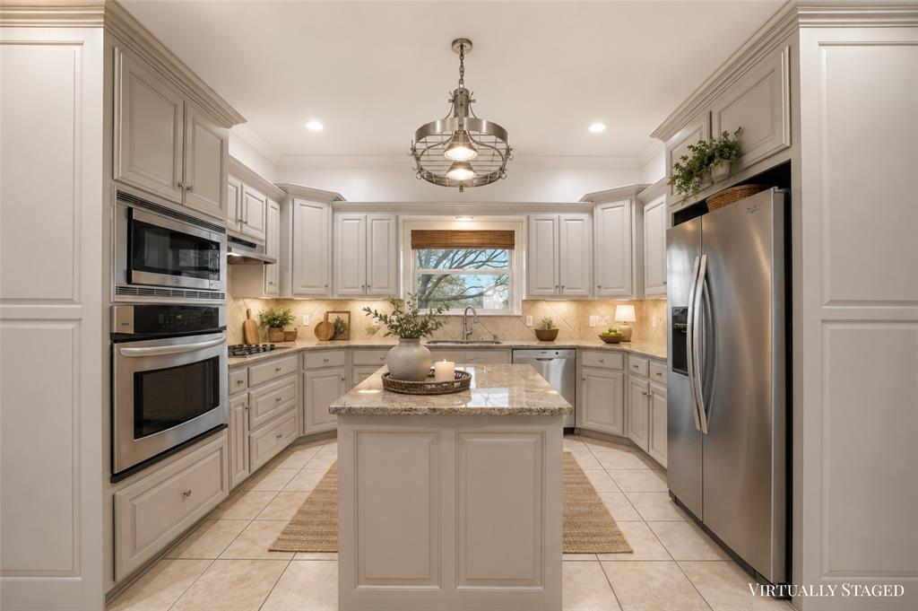 10471 Holly Creek Road Terrell, TX 75160 - Photo 5 of 40
