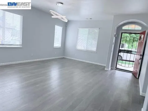 $784,800 | 119 Legacy Street, Manteca, CA 95337