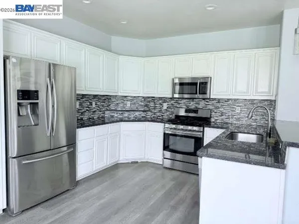 $784,800 | 119 Legacy Street, Manteca, CA 95337