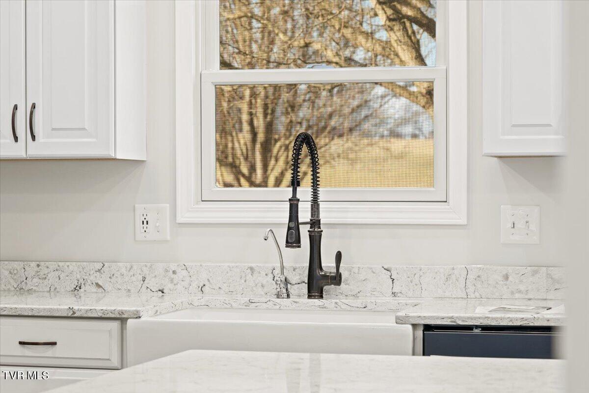 171 Flourville Road Johnson City, TN 37615 - Photo 17 of 63 17-1-128A1322