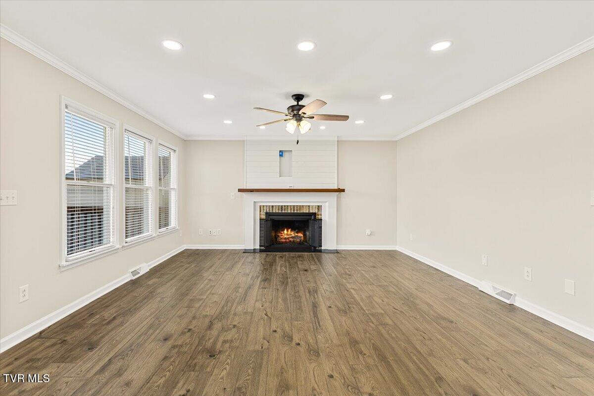 171 Flourville Road Johnson City, TN 37615 - Photo 22 of 63 21-128A6352