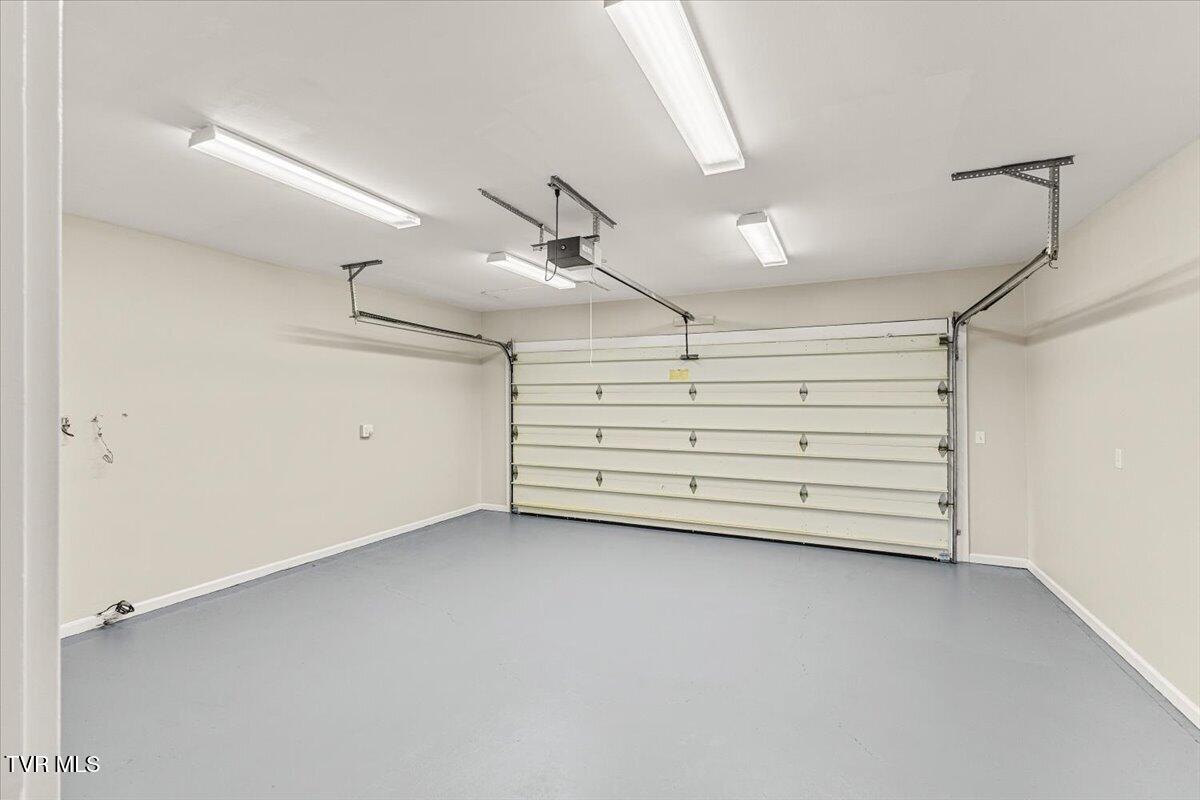 171 Flourville Road Johnson City, TN 37615 - Photo 26 of 63 25-128A6364