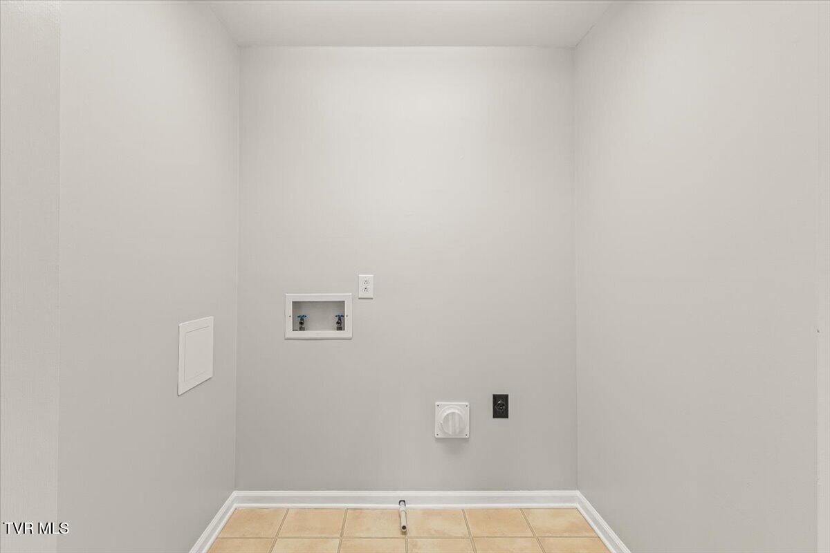 171 Flourville Road Johnson City, TN 37615 - Photo 37 of 63 36-128A6392