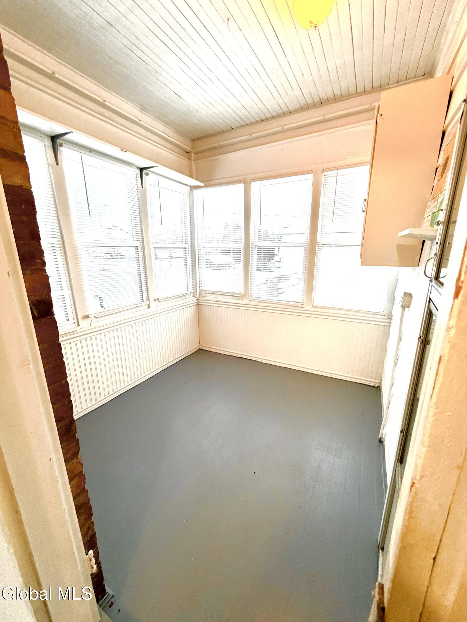 2224 Crescent Road, Unit 4 Niskayuna, NY 12309 - Photo 9 of 10 Patio