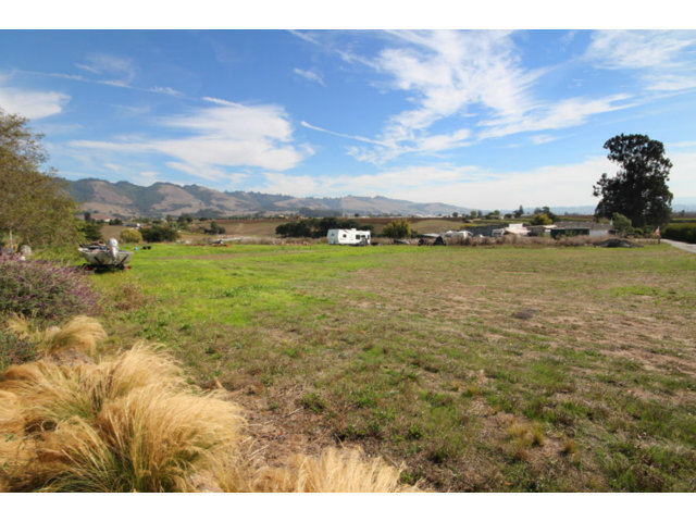 561 Lakeview Road Watsonville, CA 95076 - Photo 17 of 21 a view of an ocean and beach