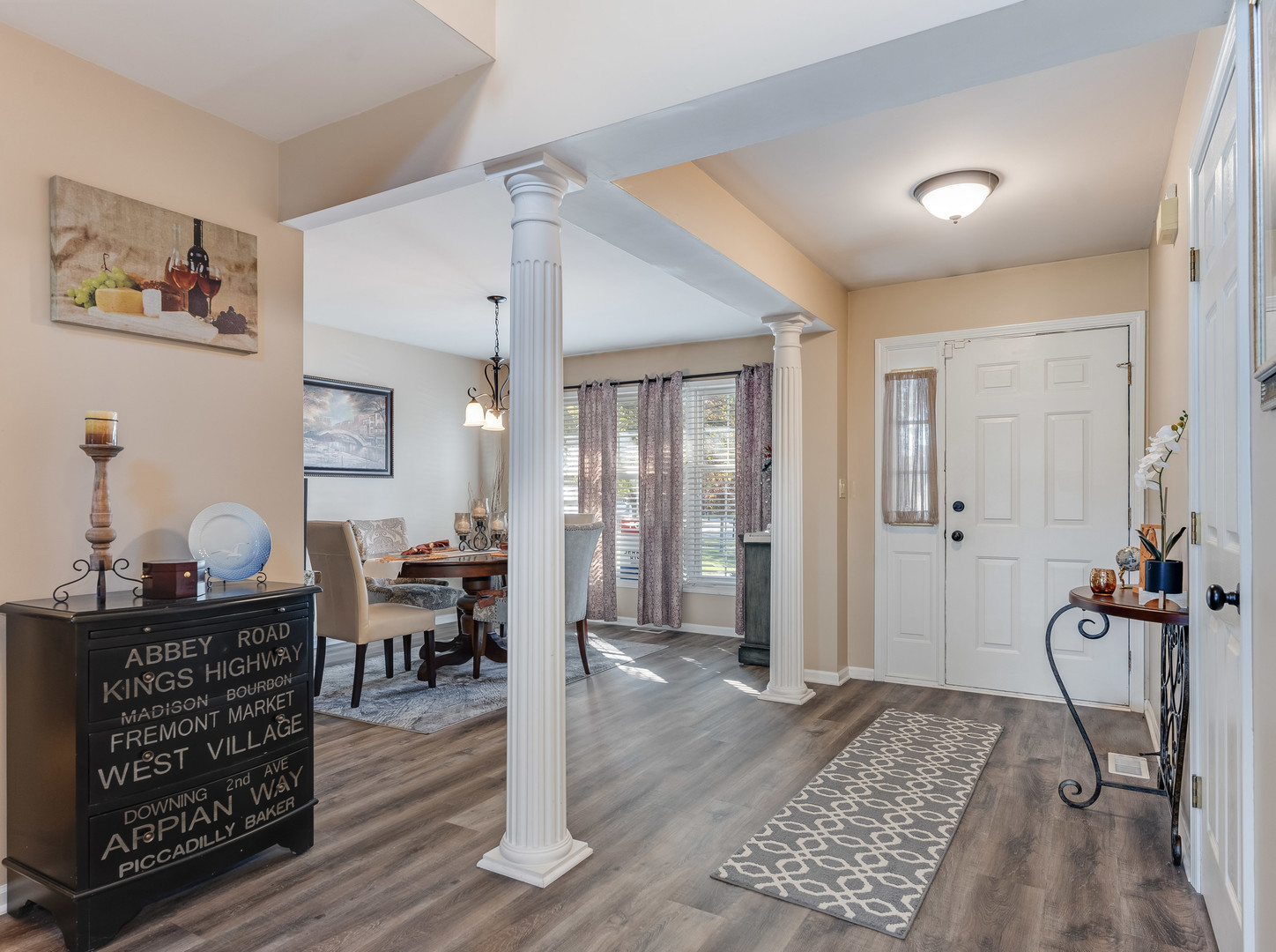 3419 Lake Side Circle Joliet, IL 60431 - Photo 7 of 26 a view of a livingroom with furniture and window