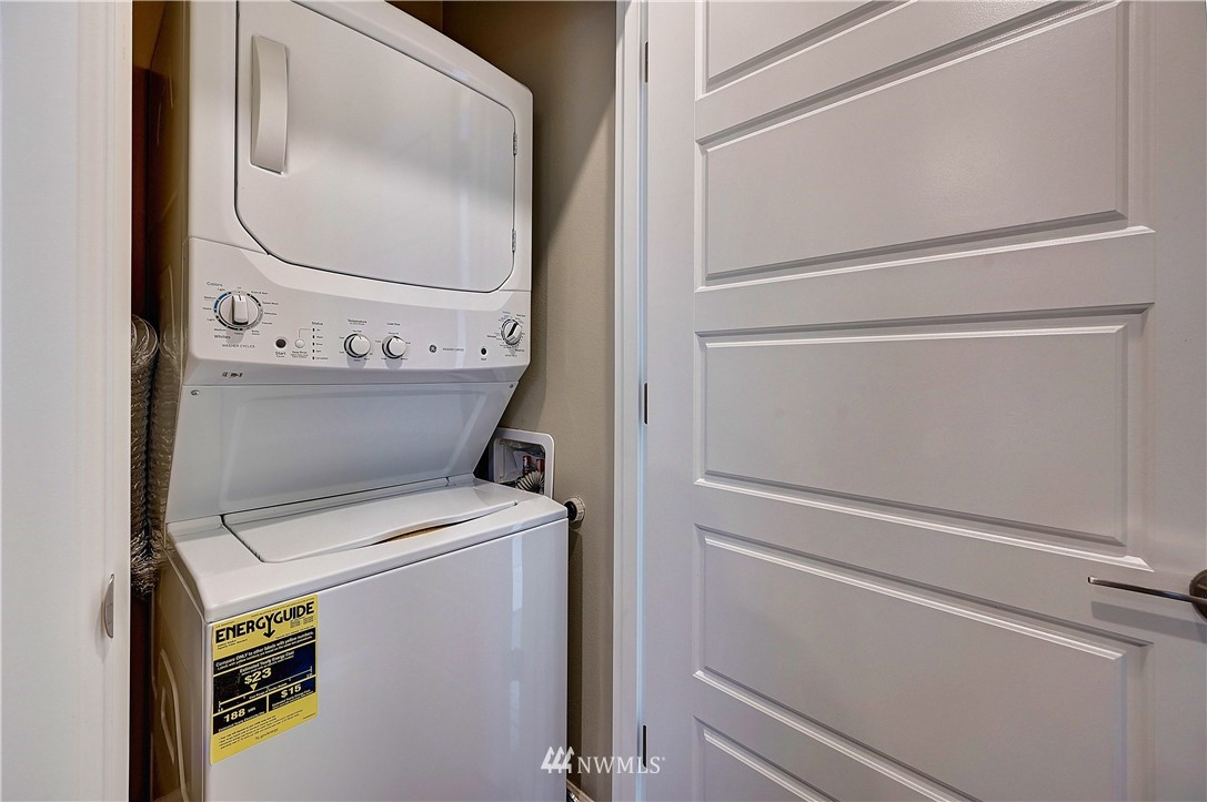 13712 Southeast 185th Way Renton, WA 98058 - Photo 23 of 24 Gallery Image 23