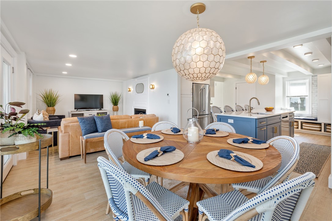 376 East Shore Road Jamestown, RI 02835 - Photo 11 of 37