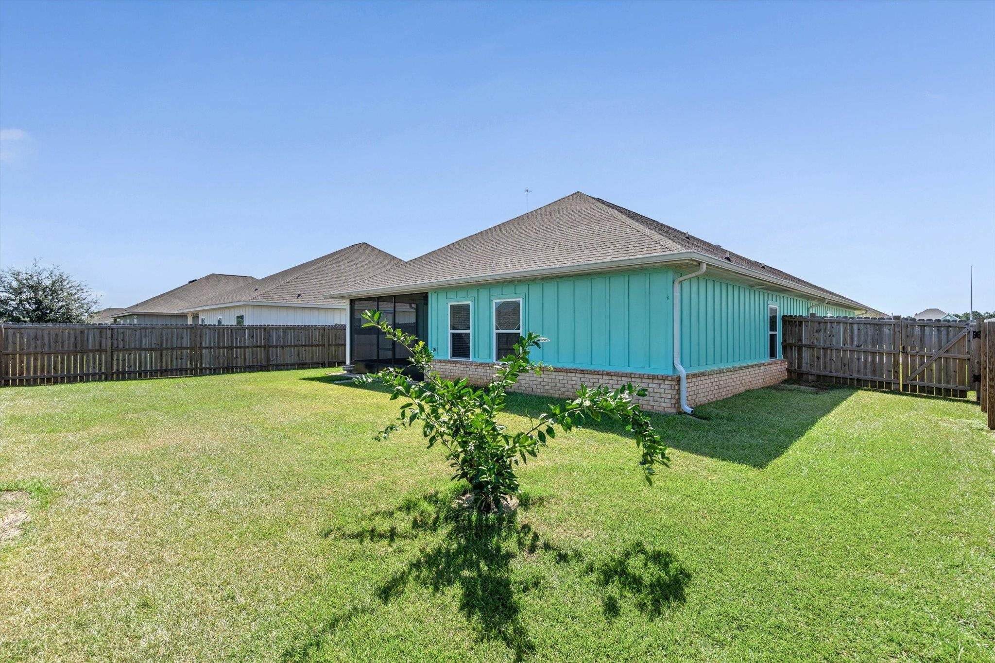 22976 Lieutenant Avenue Foley, AL 36535 - Photo 21 of 30 Back Of Structure