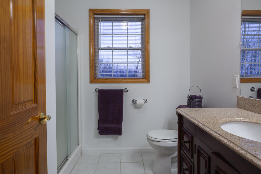 255 Hill Road Clinton, ME 04927 - Photo 14 of 30 Second Floor Suite Bath