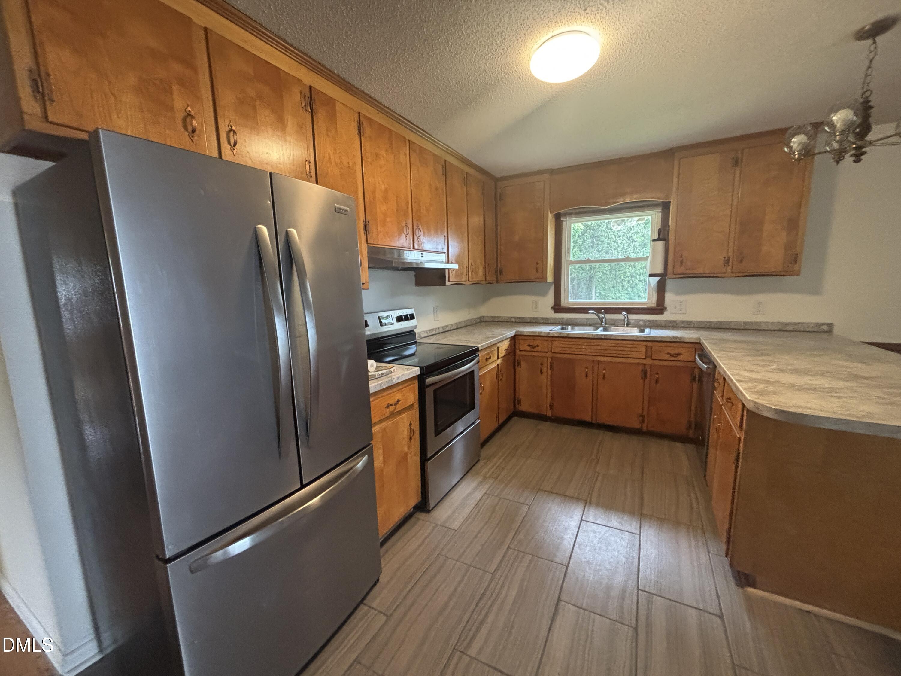 3609 Melrose Drive Raleigh, NC 27604 - Photo 15 of 51 20260623_185735801_iOS