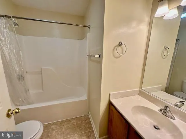 $1,800 | 165 Lexington Court, Stephens City, VA 22655