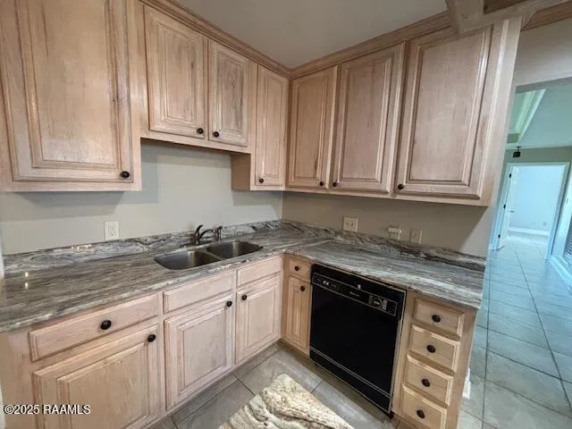 $2,565 | 2110 South S Ormond, Gonzales, LA 70737