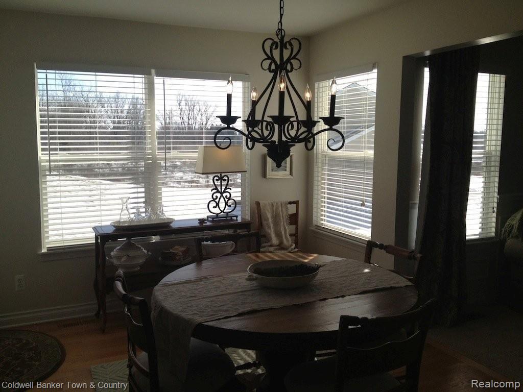 2721 Clivedon Road Howell, MI 48843 - Photo 9 of 18 Dining room