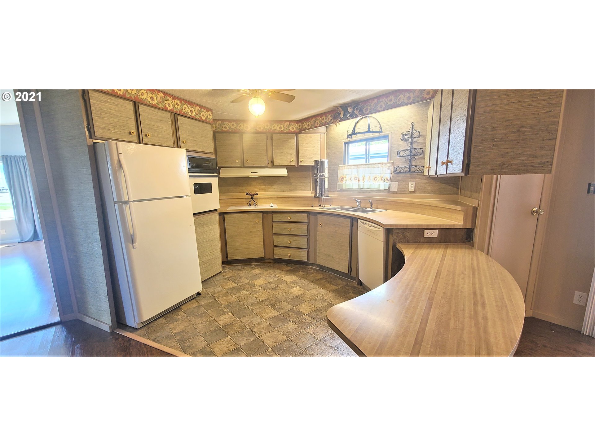 3238 Industrial Avenue Springfield, OR 97478 - Photo 4 of 28 Gallery Image 4
