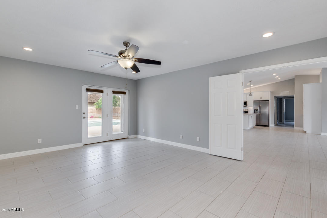 7716 South Terrace Road Tempe, AZ 85284 - Photo 18 of 52 22-Terrace