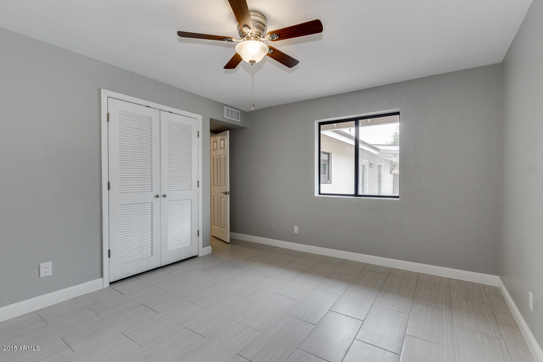 7716 South Terrace Road Tempe, AZ 85284 - Photo 32 of 52 35-Terrace