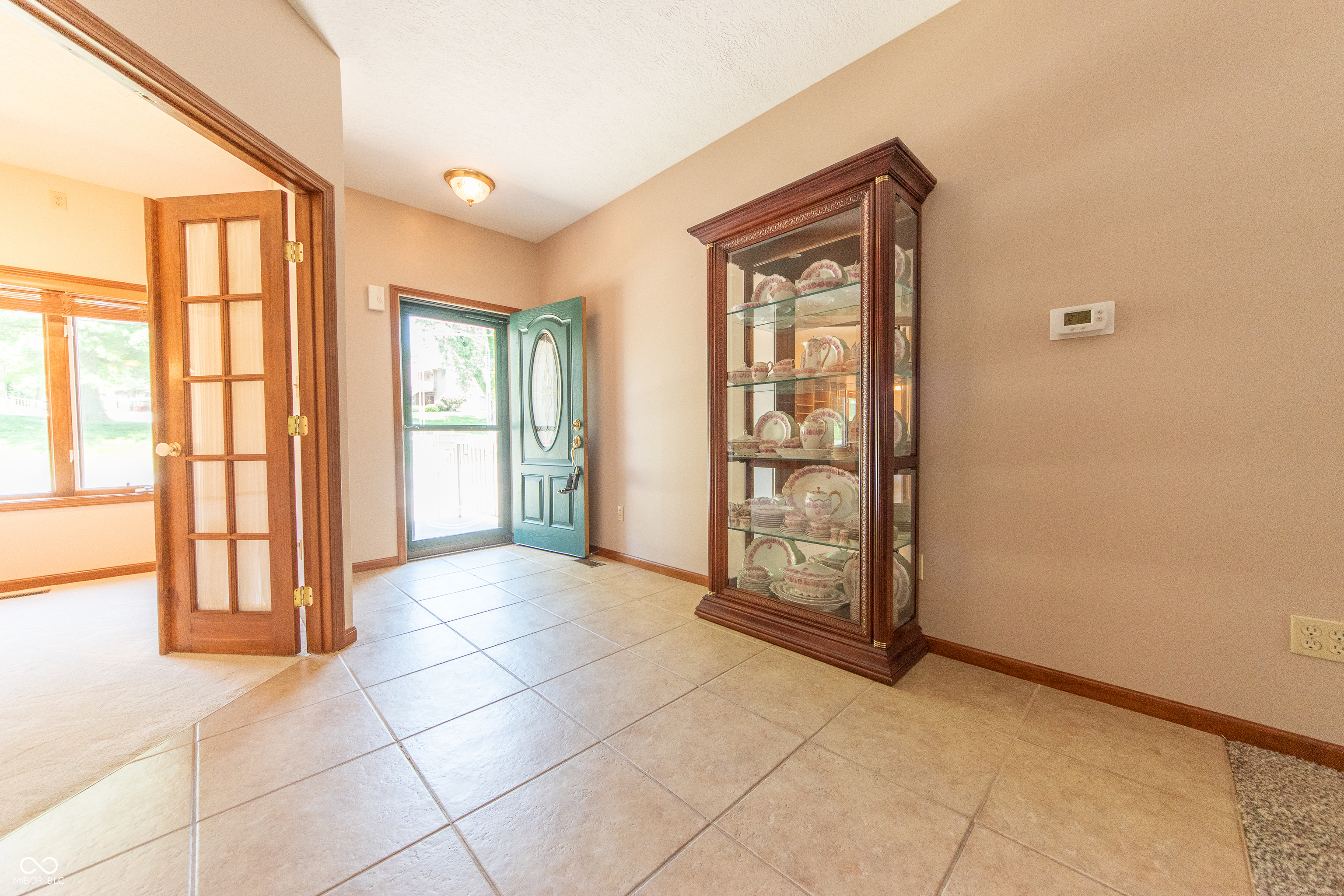 3735 West 2 Mile House Road Columbus, IN 47201 - Photo 4 of 50