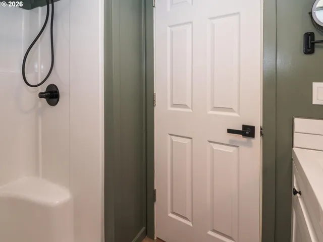 $135,000 | 32700 Southeast Leewood Lane, Unit 57R, Boring, OR 97009