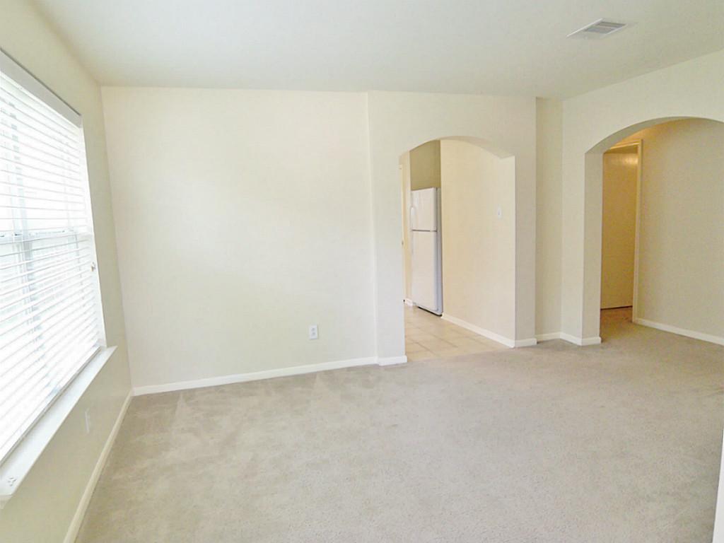 7335 Kransburg Ranch Drive Cypress, TX 77433 - Photo 4 of 21 Formal Living area.