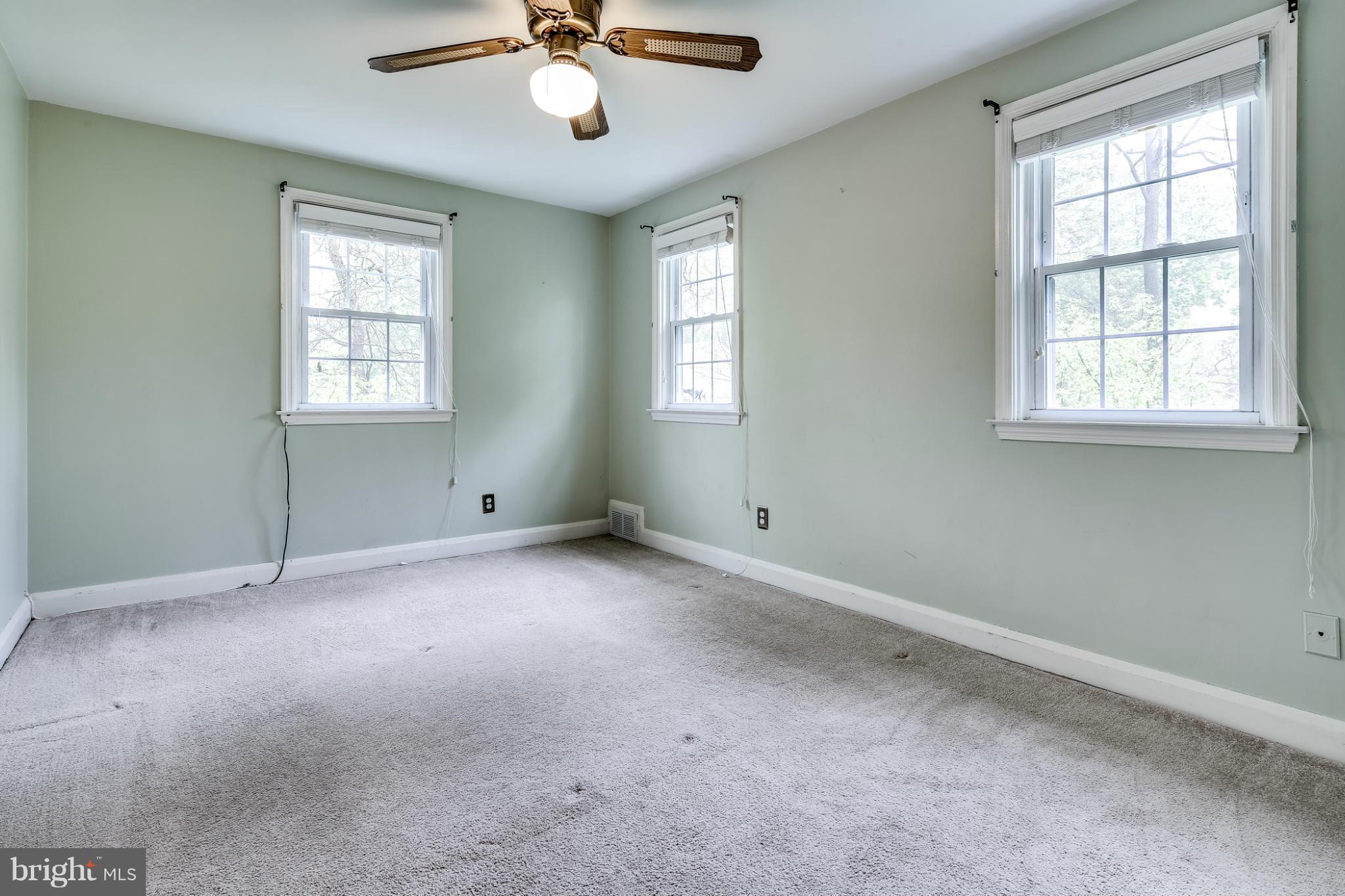 406 Upland Road Pikesville, MD 21208 - Photo 18 of 29 Lots of Windows