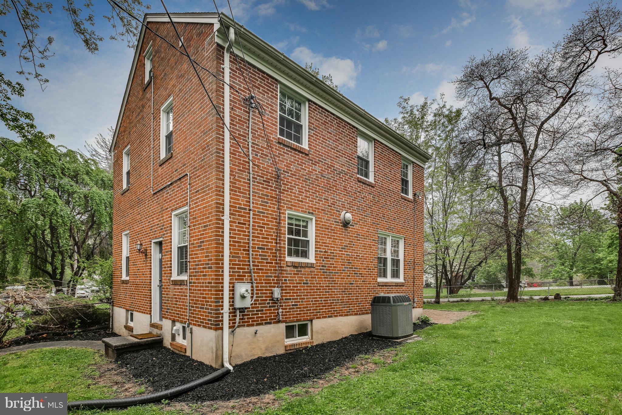 406 Upland Road Pikesville, MD 21208 - Photo 26 of 29 Exterior (Rear)