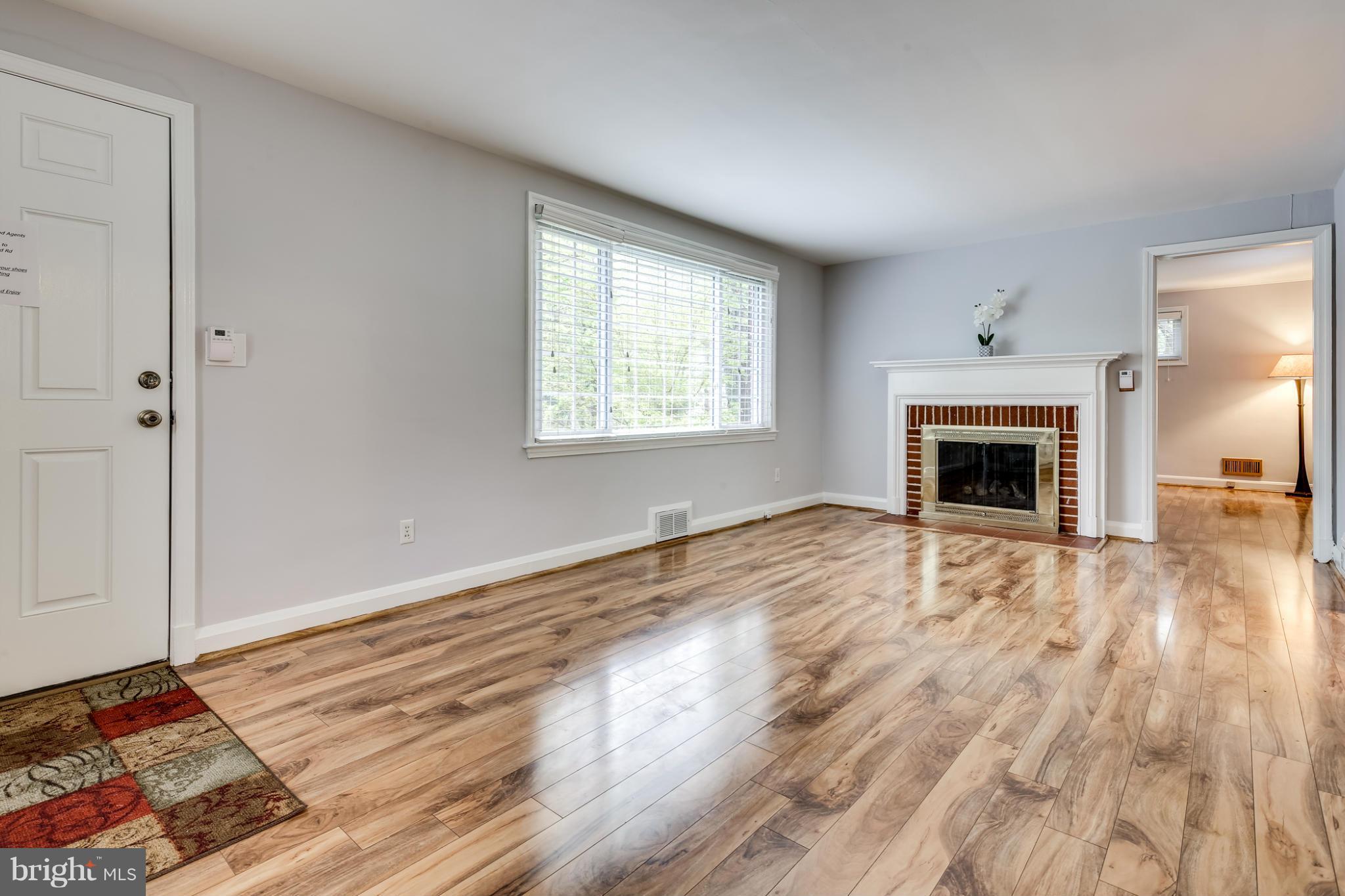 406 Upland Road Pikesville, MD 21208 - Photo 5 of 29 Gleaming Hardwood Floors