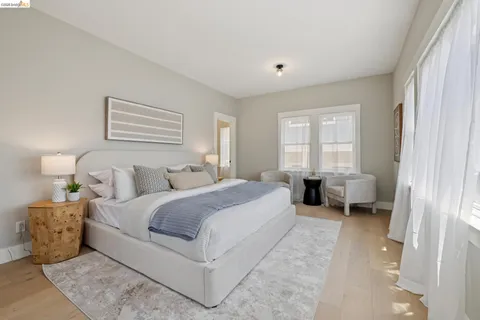 $1,995,000 | 4430 Howe Street, Oakland, CA 94611