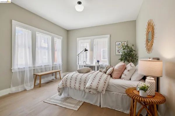 $1,995,000 | 4430 Howe Street, Oakland, CA 94611