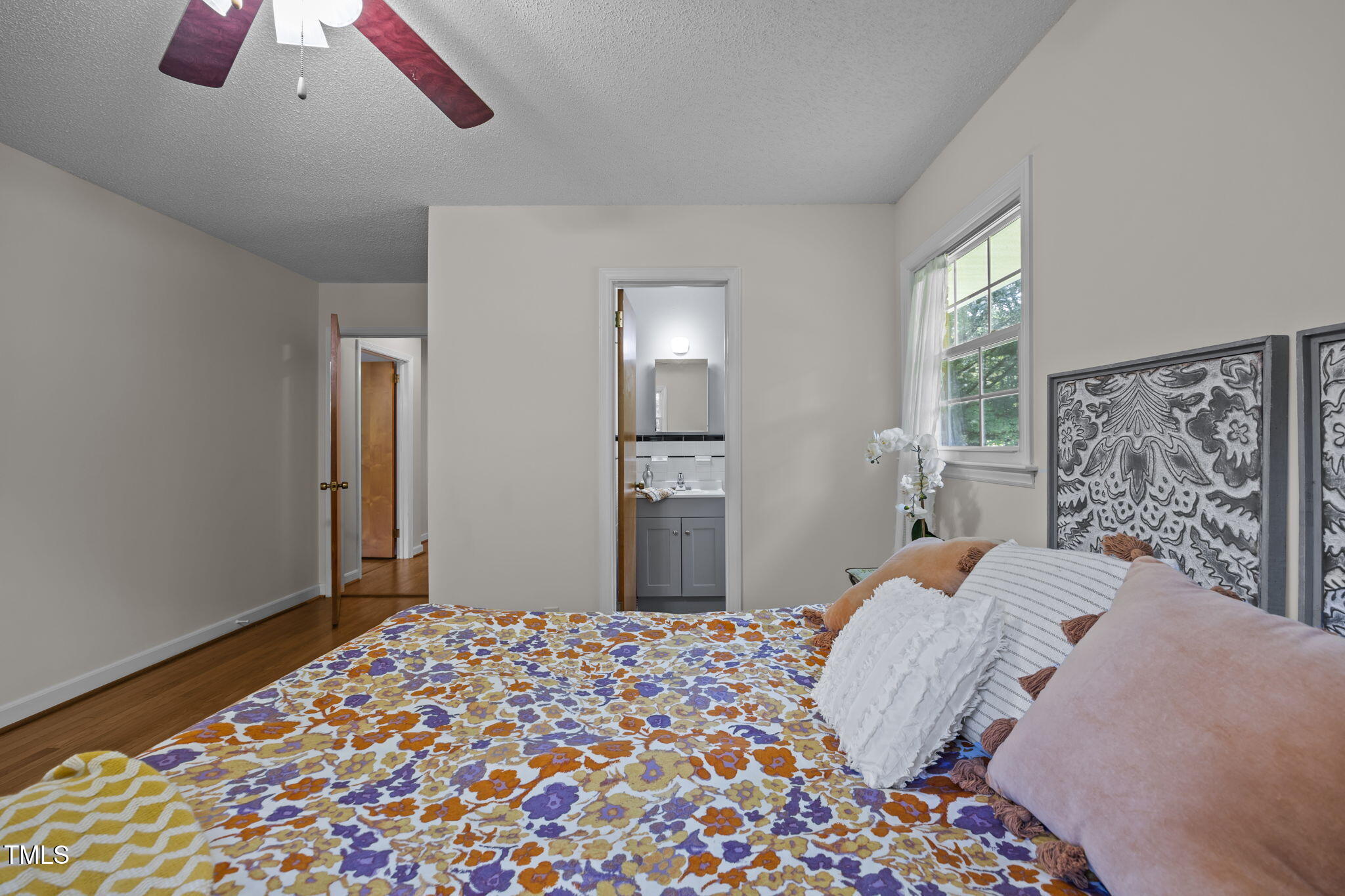 304 Boone Road Burlington, NC 27217 - Photo 13 of 38 Primary ensuite w/ half bath